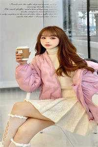 by《凤穿残汉》